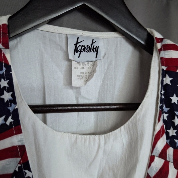 Vintage Tapestry Made in USA Womens American Flag Top T-Shirt Vest Attached - Picture 10 of 15